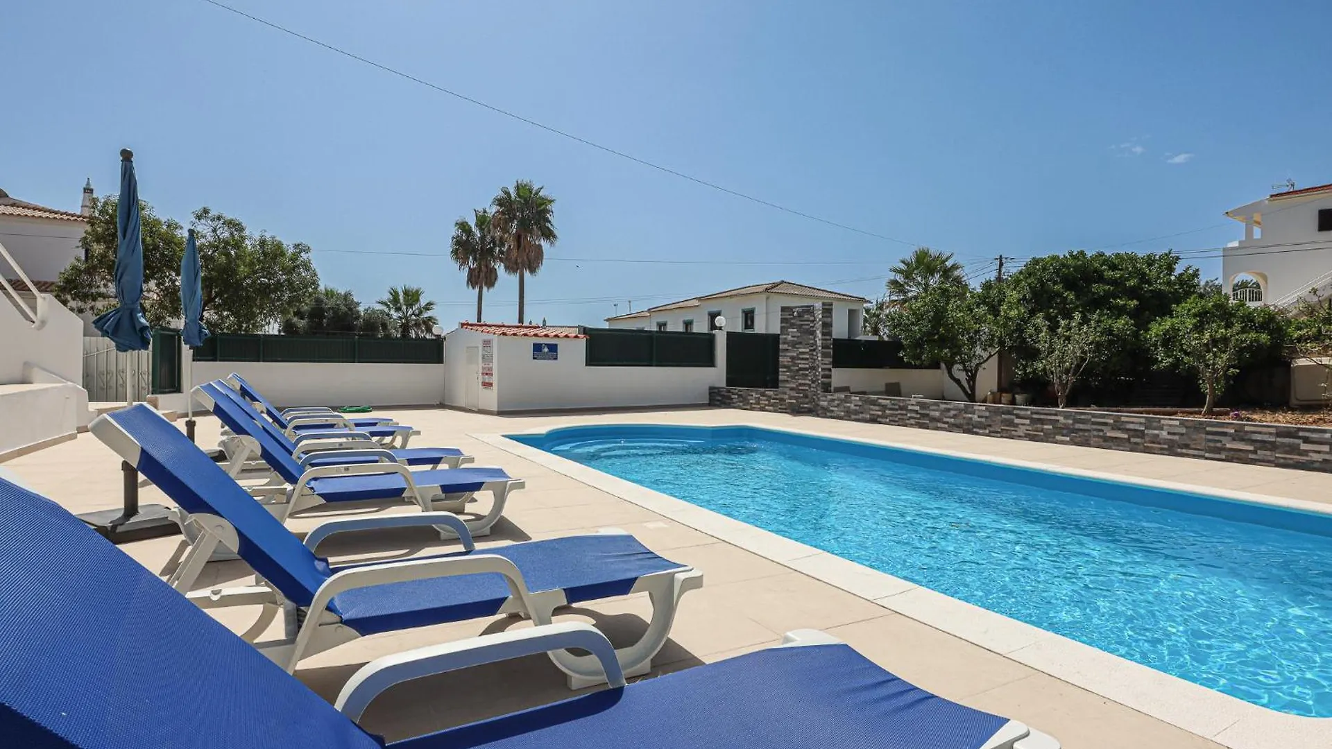 Apart Quinta Dos Martins - Swimming Pool - By Bedzy Albufeira